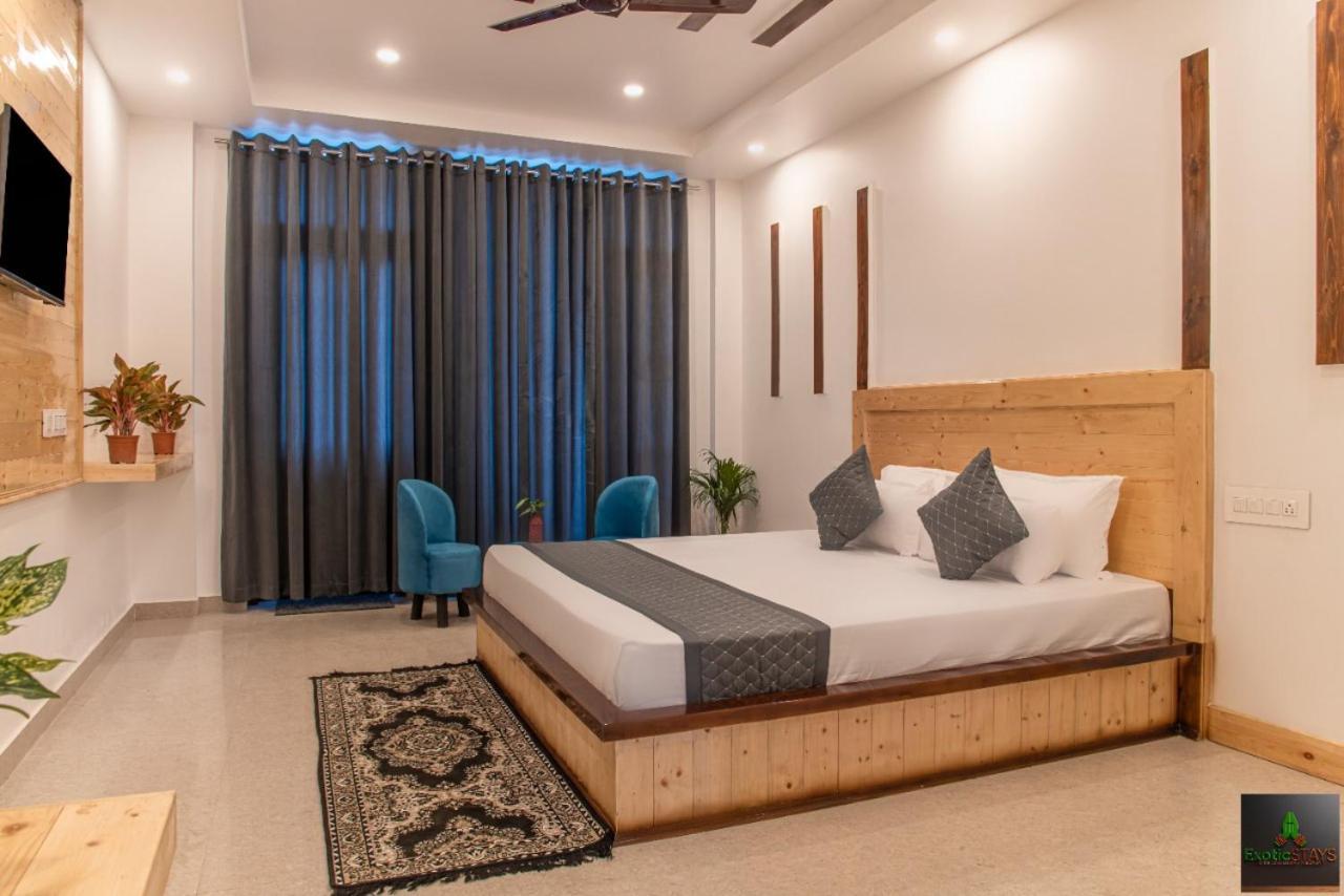 The Hillside Inn Kasauli By Exotic Stays Екстер'єр фото
