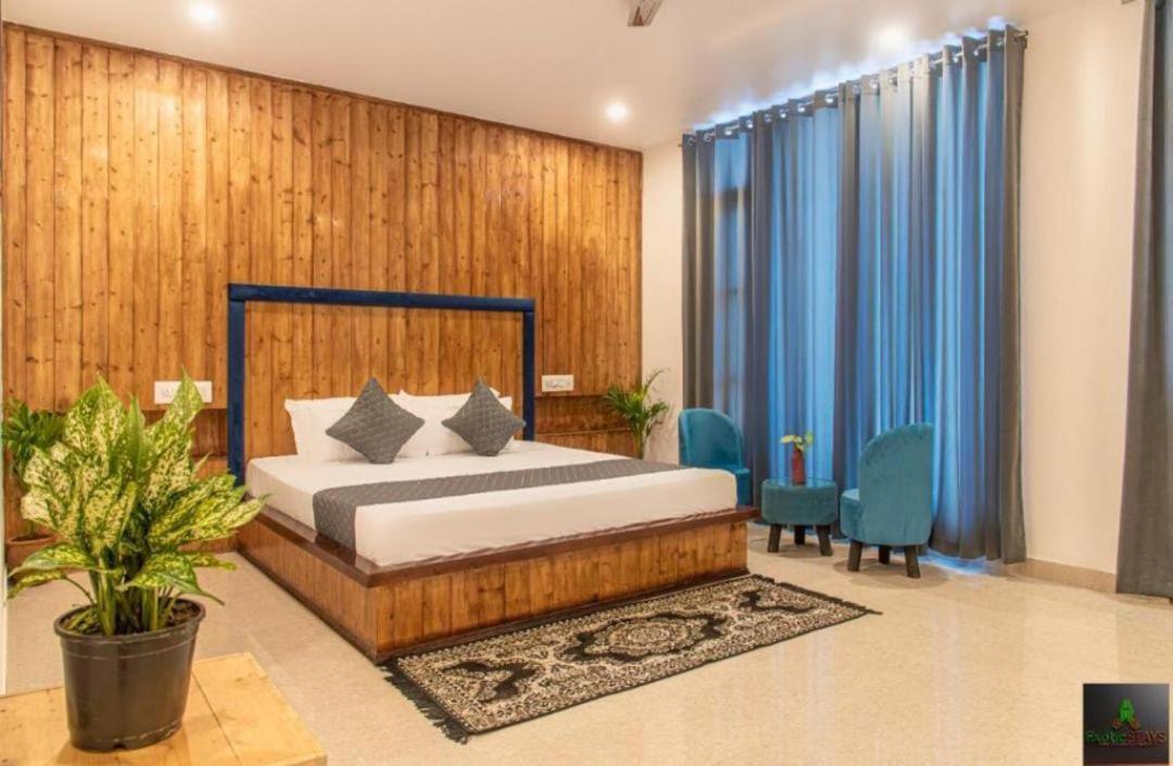 The Hillside Inn Kasauli By Exotic Stays Екстер'єр фото